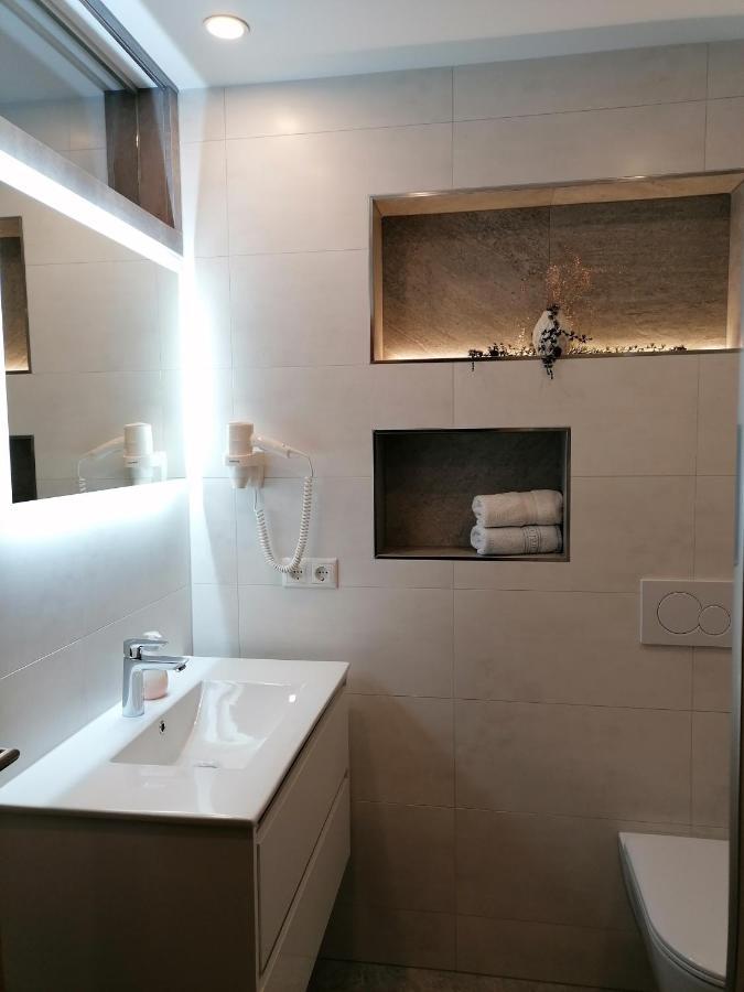 Gaestehaus Holaus Mayrhofen Bagian luar foto