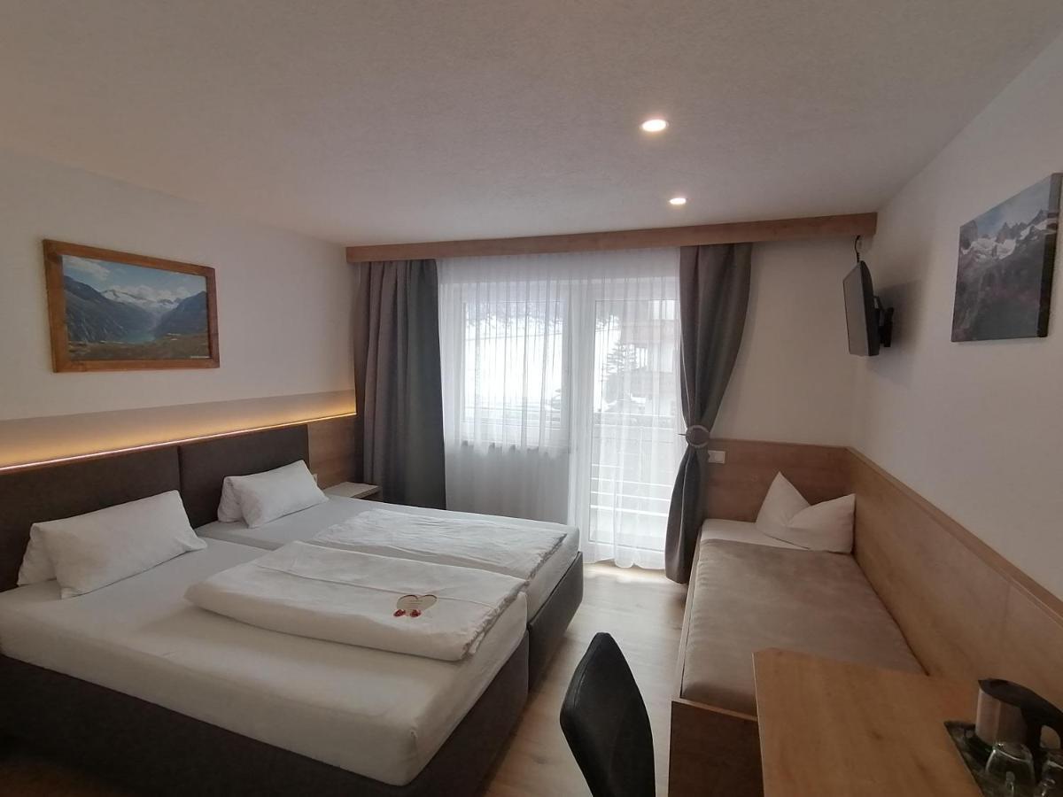 Gaestehaus Holaus Mayrhofen Bagian luar foto