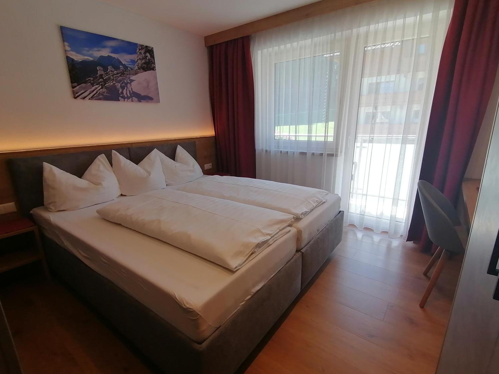 Gaestehaus Holaus Mayrhofen Bagian luar foto