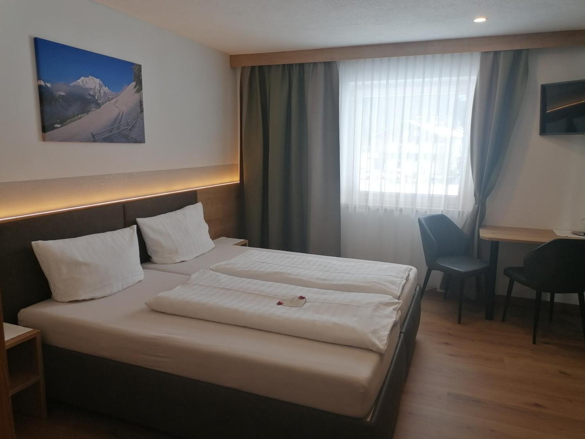Gaestehaus Holaus Mayrhofen Bagian luar foto