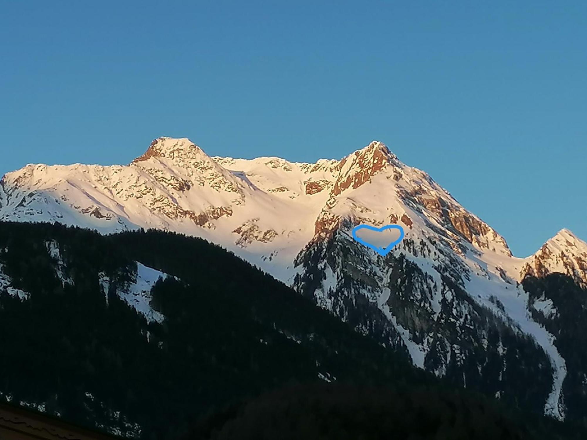 Gaestehaus Holaus Mayrhofen Bagian luar foto
