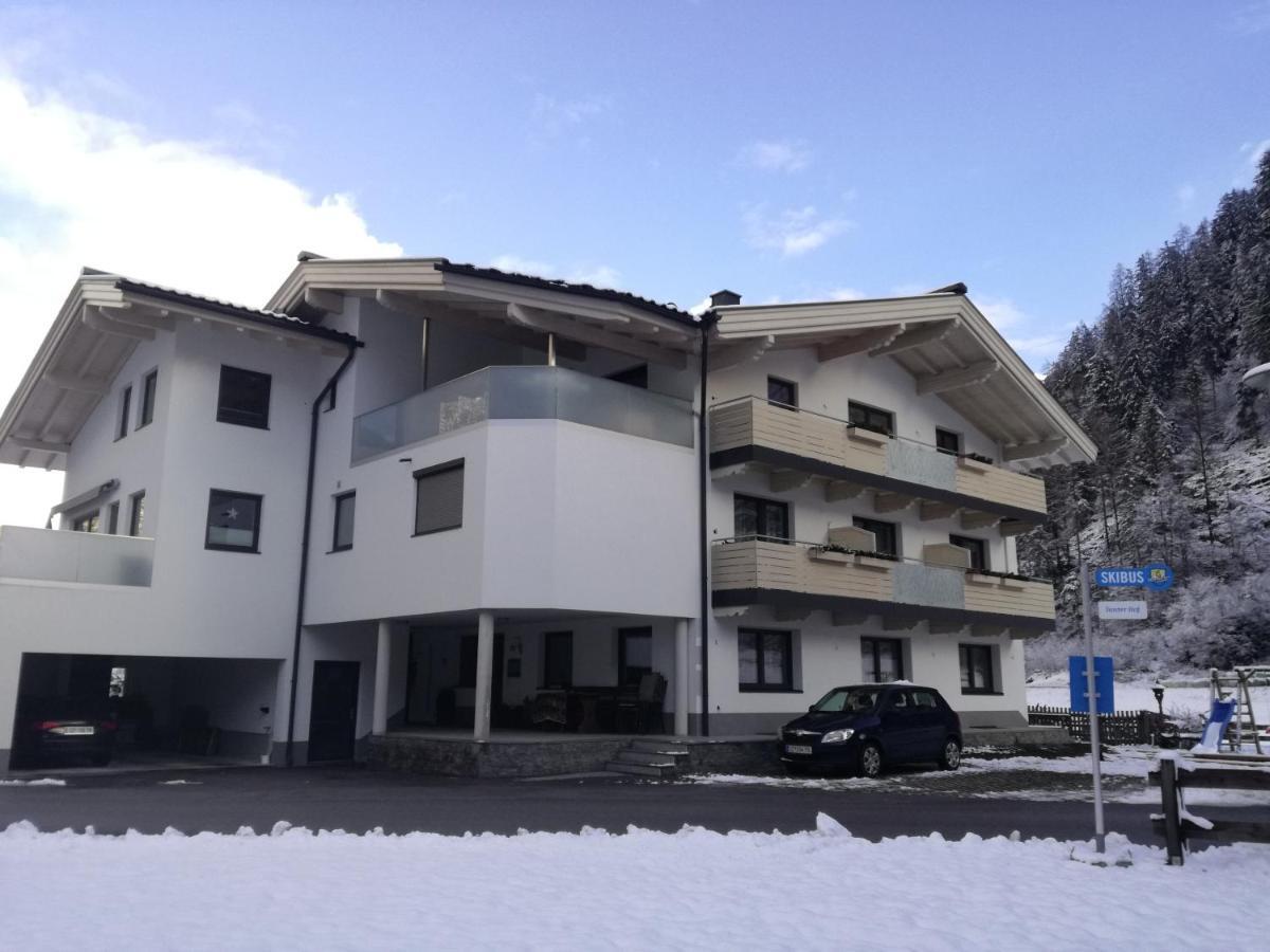 Gaestehaus Holaus Mayrhofen Bagian luar foto
